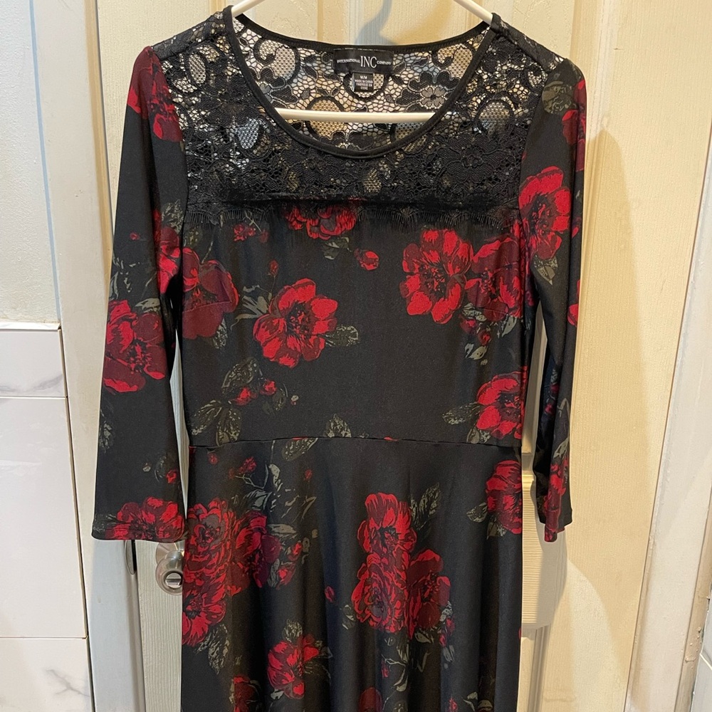 INC International Company Black and Red Floral Long Sleeve Dress